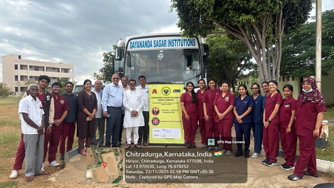 Dayananda Sagar Institutions dental bus and team